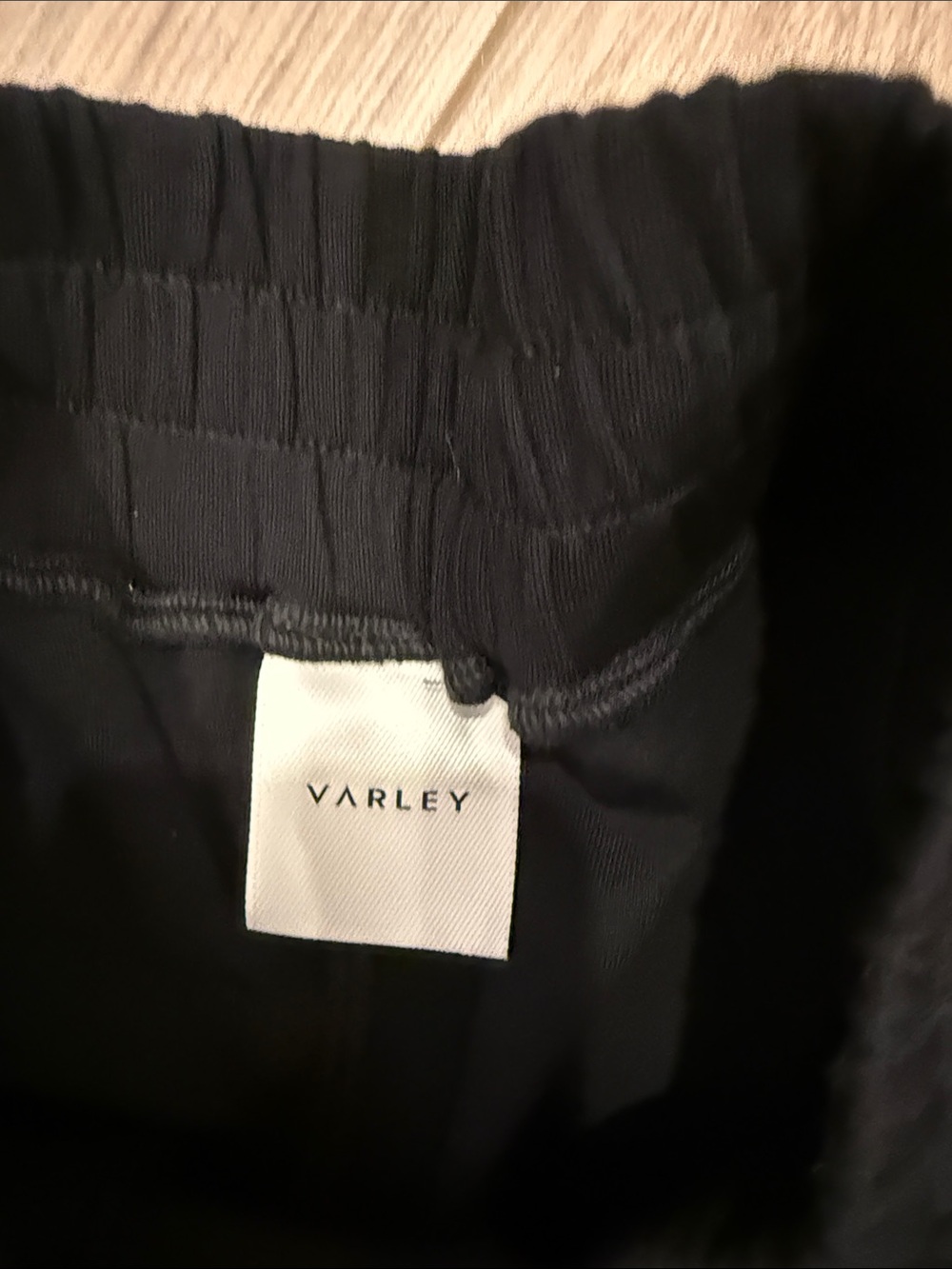 Varley (Never Worn) “Atrium” Drawstring Shorts w/ Pockets - Picture 2 of 4